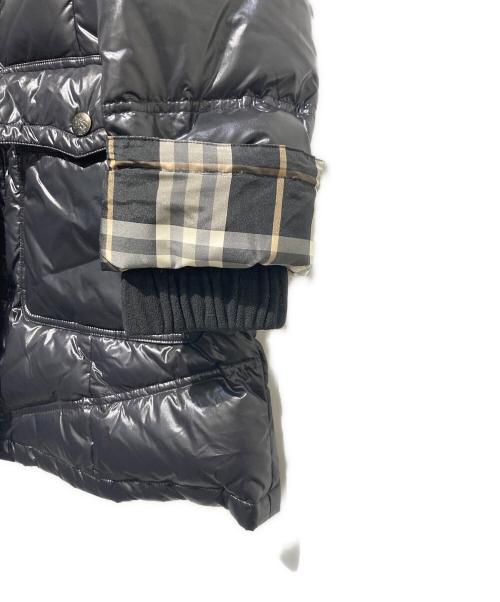 BURBERRY BLUE LABEL（バーバリー ブルー レーベル）BURBERRY BLUE LABEL (バーバリー ブルー レーベル) ファー付ダウンコート ブラック サイズ:38の古着・服飾アイテム