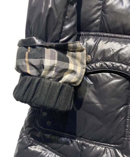 BURBERRY BLUE LABEL（バーバリー ブルー レーベル）BURBERRY BLUE LABEL (バーバリー ブルー レーベル) ファー付ダウンコート ブラック サイズ:38の古着・服飾アイテム