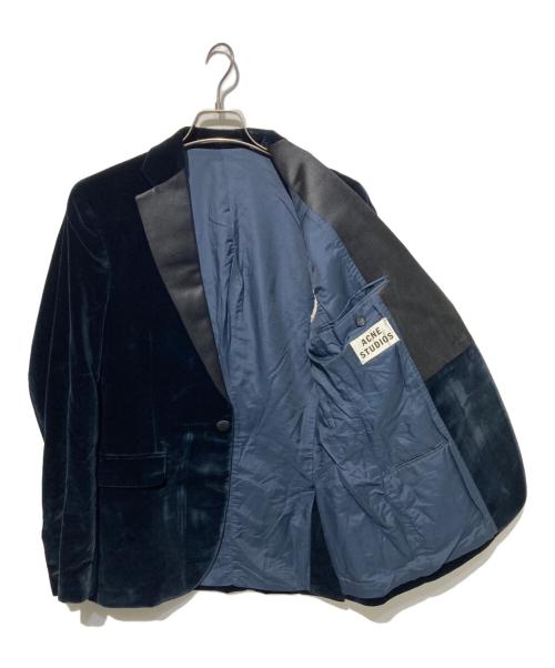 Acne（アクネ）Acne (アクネ) ベロアテーラードジャケット ネイビー サイズ:48の古着・服飾アイテム