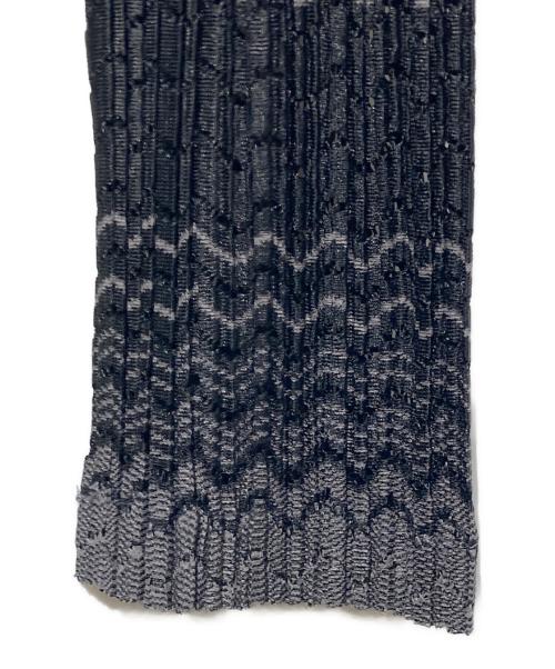 PLEATS PLEASE（プリーツプリーズ）PLEATS PLEASE (プリーツプリーズ) プリーツカットソー グレー×ブラック サイズ:3の古着・服飾アイテム