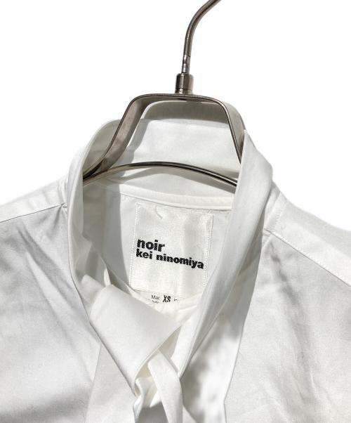 noir kei ninomiya（ノワール ケイ ニノミヤ）noir kei ninomiya (ノワール ケイ ニノミヤ) ボウタイブラウス ホワイト サイズ:XSの古着・服飾アイテム