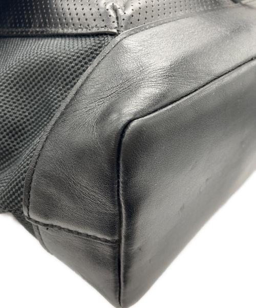 COACH（コーチ）COACH (コーチ) TERRAIN BIKE BAG MM メッセンジャーバッグ ブラックの古着・服飾アイテム