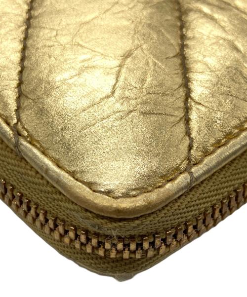 BALENCIAGA（バレンシアガ）BALENCIAGA (バレンシアガ) CRUSH CONTINENTAL WALLET ゴールドカラーの古着・服飾アイテム