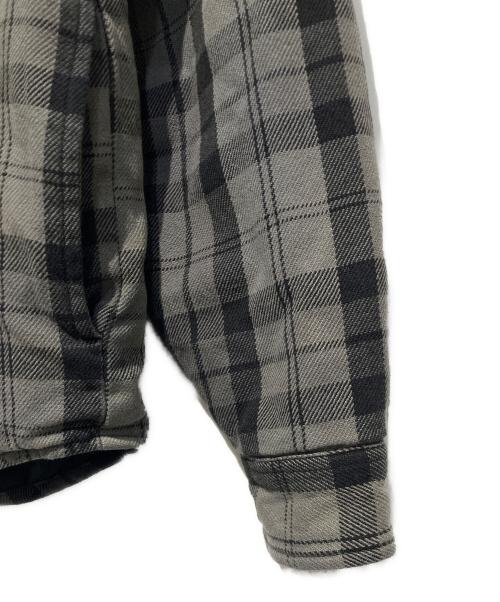 SUPREME（シュプリーム）SUPREME (シュプリーム) QUILTED FLANNEL SHIRT グレー サイズ:Sの古着・服飾アイテム