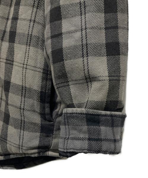 SUPREME（シュプリーム）SUPREME (シュプリーム) QUILTED FLANNEL SHIRT グレー サイズ:Sの古着・服飾アイテム