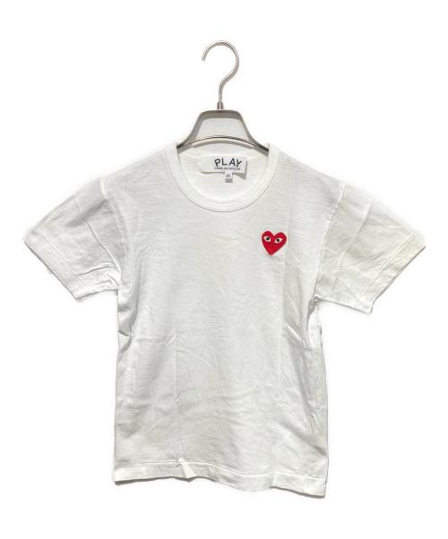 PLAY COMME des GARCONS（プレイコムデギャルソン）PLAY COMME des GARCONS (プレイコムデギャルソン) T-Shirt With Red Emblem ホワイト サイズ:xxsの古着・服飾アイテム