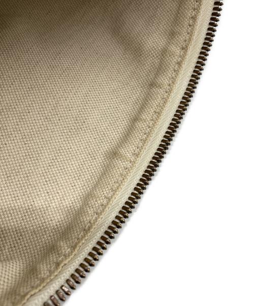 GUCCI（グッチ）GUCCI (グッチ) グッチ プリントベルトバッグ ホワイトの古着・服飾アイテム