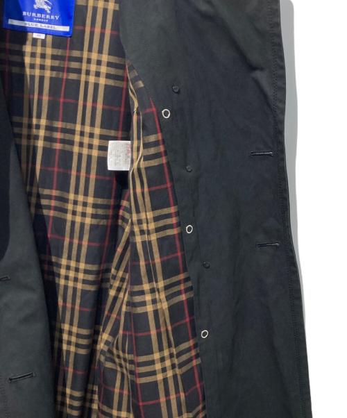 BURBERRY BLUE LABEL（バーバリー ブルー レーベル）BURBERRY BLUE LABEL (バーバリー ブルー レーベル) トレンチコート ブラック サイズ:40の古着・服飾アイテム