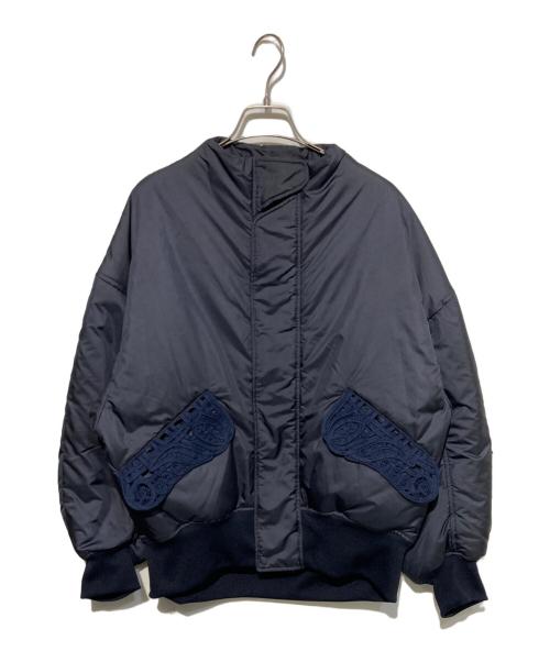Mame Kurogouchi（マメクロゴウチ）Mame Kurogouchi (マメクロゴウチ) Cording Embroidery Collarless Flight Jacket ネイビー サイズ:1の古着・服飾アイテム