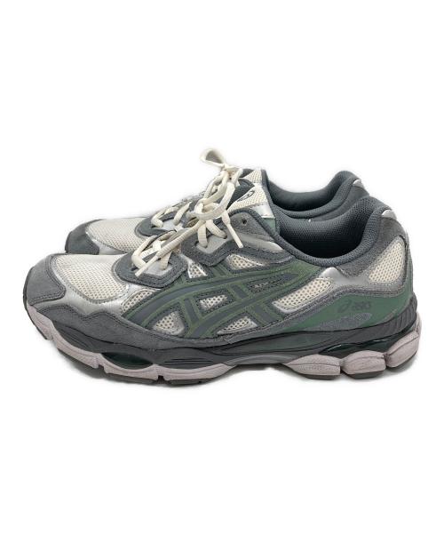 asics（アシックス）asics (アシックス) GEL-NYC ローカットスニーカー ホワイト×グレー サイズ:27.5cmの古着・服飾アイテム