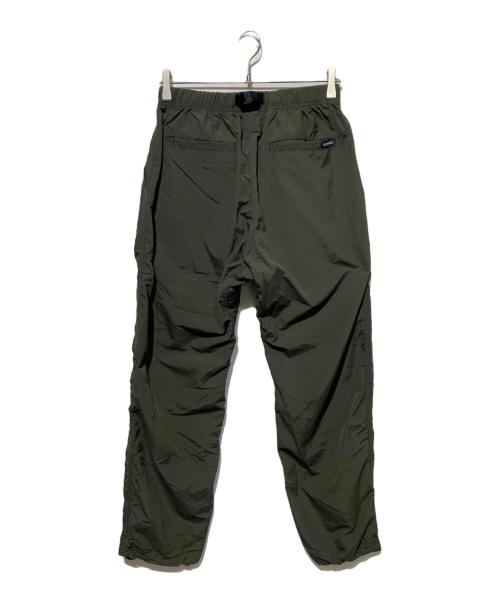 GRAMICCI（グラミチ）GRAMICCI (グラミチ) LOWERCASE (ロウワーケース) NYLON PACKABLE TRACK PANTS グレー サイズ:Mの古着・服飾アイテム