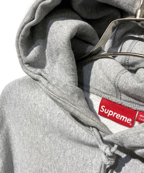 SUPREME（シュプリーム）Supreme (シュプリーム) Micro Logo Hooded Sweatshirt グレー サイズ:Lの古着・服飾アイテム