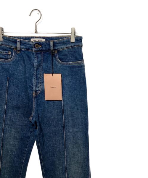 MIU MIU（ミュウミュウ）MIU MIU (ミュウミュウ) ロゴ刺繍デニムパンツ インディゴ サイズ:25の古着・服飾アイテム