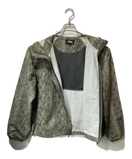 stussy（ステューシー）stussy (ステューシー) BEACH SHELL SNAKE PRINT NYLON  ジャケット グレー サイズ:Sの古着・服飾アイテム