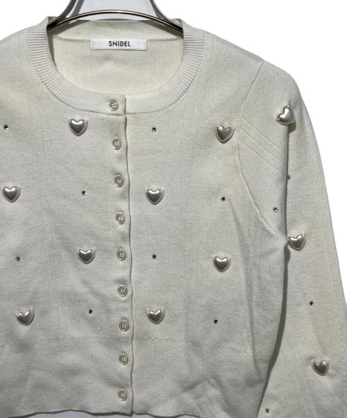 Snidel（スナイデル）Snidel (スナイデル) ハートニットカーディガン アイボリー サイズ:Fの古着・服飾アイテム