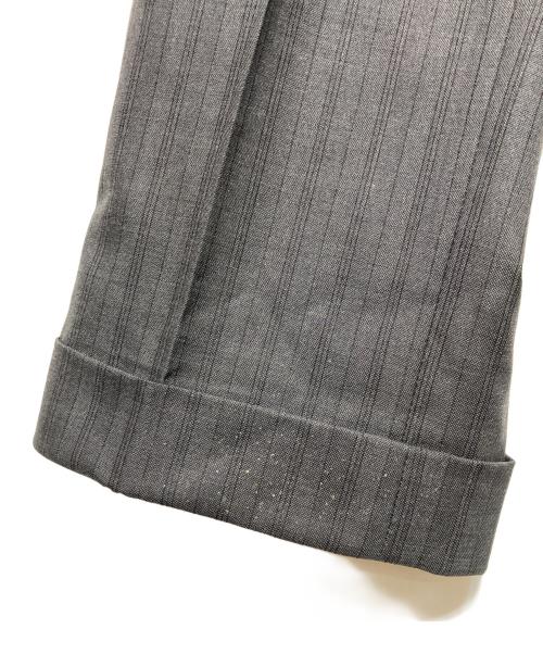 ERMENEGILDO ZEGNA（エルメネジルド・ゼニア）ERMENEGILDO ZEGNA (エルメネジルド・ゼニア) セットアップスーツ グレー サイズ:46の古着・服飾アイテム