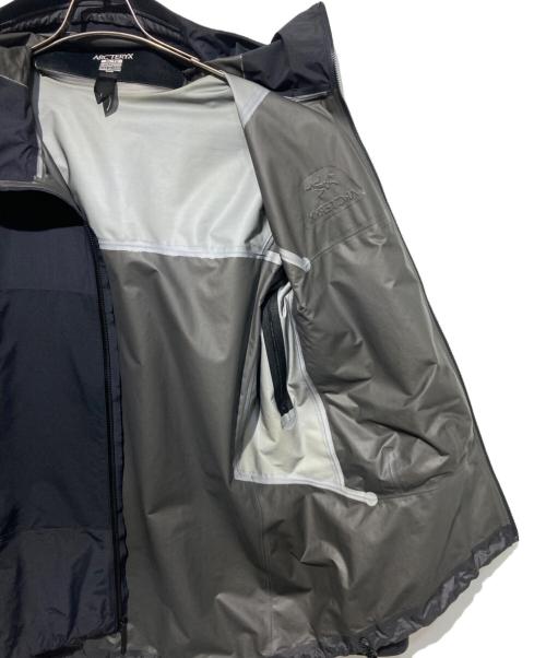 ARC'TERYX（アークテリクス）ARC'TERYX (アークテリクス) BETA SL HYBRID JACKET ブラック サイズ:XLの古着・服飾アイテム