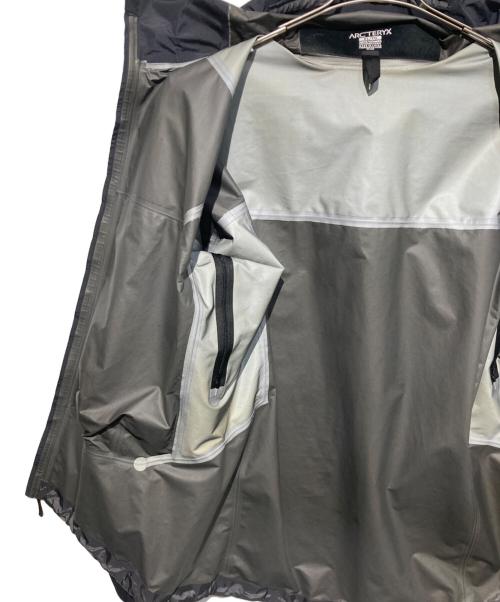 ARC'TERYX（アークテリクス）ARC'TERYX (アークテリクス) BETA SL HYBRID JACKET ブラック サイズ:XLの古着・服飾アイテム