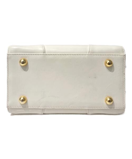 Vivienne Westwood（ヴィヴィアンウエストウッド）Vivienne Westwood (ヴィヴィアンウエストウッド) プレーンバッグ ハンドバッグ ホワイトの古着・服飾アイテム