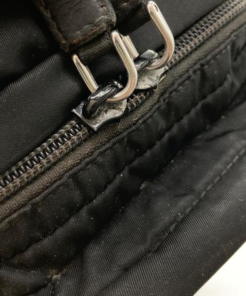 PRADA（プラダ）PRADA (プラダ) ナイロンボディバッグ ブラックの古着・服飾アイテム