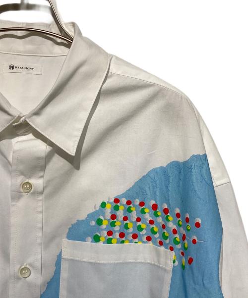HERALBONY（ヘラルボニー）HERALBONY (ヘラルボニー) レギュラーカラーシャツ「タイトル不明」 ホワイト サイズ:Lの古着・服飾アイテム