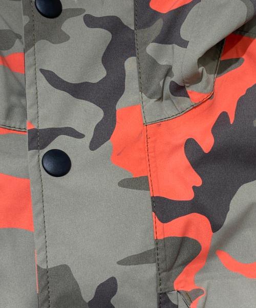 CANADA GOOSE（カナダグース）CANADA GOOSE (カナダグース) マウンテンパーカー レッド×オリーブ サイズ:Ｓの古着・服飾アイテム