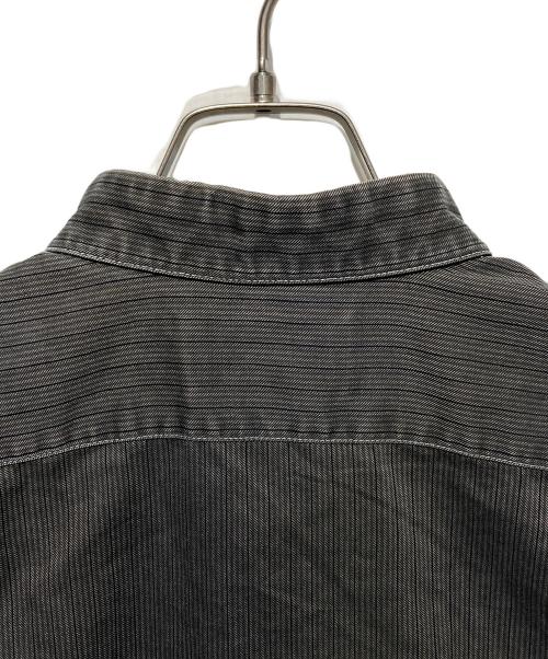 Maison Martin Margiela（メゾンマルタンマルジェラ）Maison Martin Margiela (メゾンマルタンマルジェラ) 比翼ストライプシャツ グレー サイズ:1の古着・服飾アイテム
