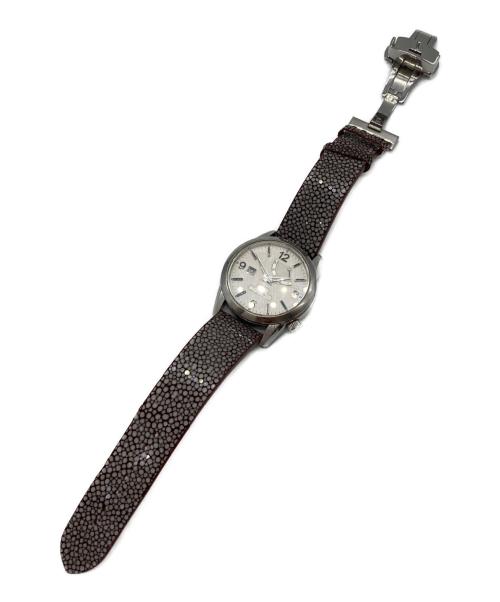 ORIENT（オリエント）ORIENT (オリエント) パワーリザーブ ホワイトの古着・服飾アイテム