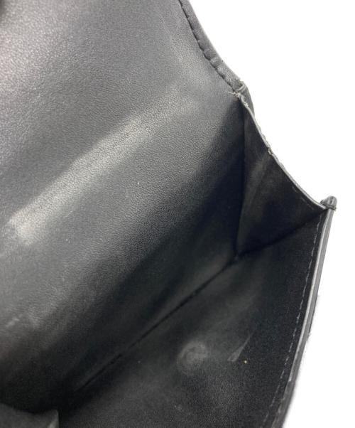 CELINE（セリーヌ）CELINE (セリーヌ) トリオンフ スモールフラップウォレット ブラックの古着・服飾アイテム