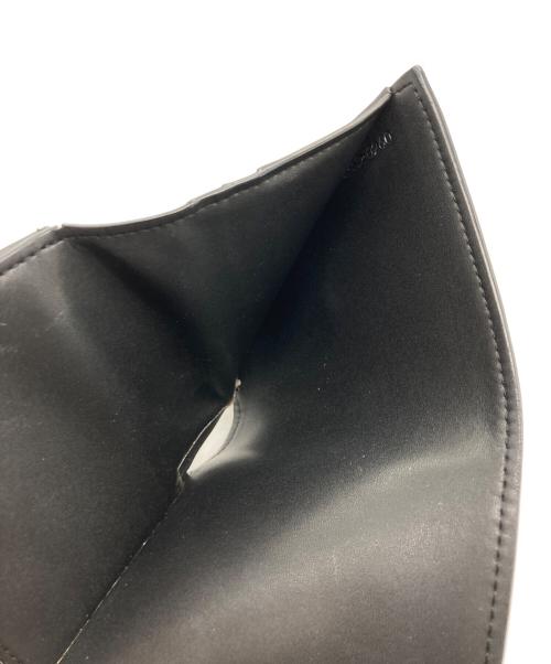 CELINE（セリーヌ）CELINE (セリーヌ) トリオンフ スモールフラップウォレット ブラックの古着・服飾アイテム