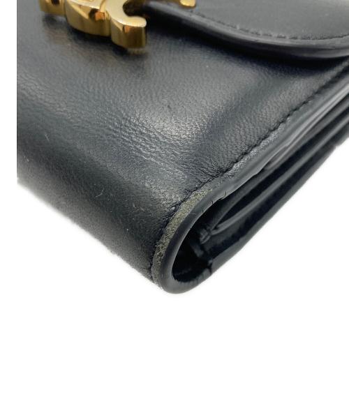CELINE（セリーヌ）CELINE (セリーヌ) トリオンフ スモールフラップウォレット ブラックの古着・服飾アイテム
