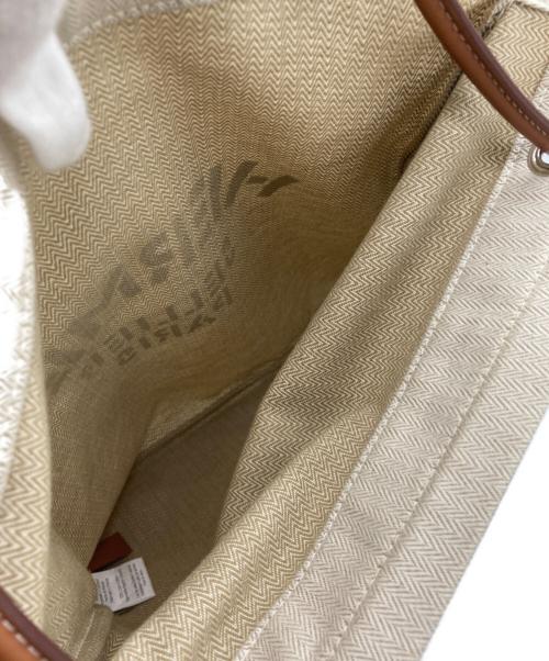 HERMES（エルメス）HERMES (エルメス) アリーヌMM ショルダーバッグ アイボリーの古着・服飾アイテム