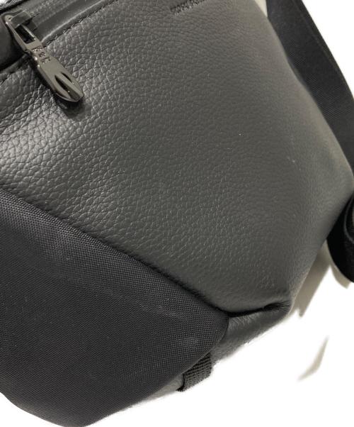 BROSKI and SUPPLY（ブロスキーアンドサプライ）BROSKI and SUPPLY (ブロスキーアンドサプライ) 防水レザーショルダーバッグ ブラックの古着・服飾アイテム