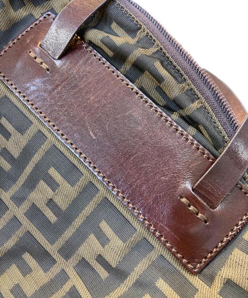 FENDI（フェンディ）FENDI (フェンディ) ズッカ柄ミニハンドバッグ ブラウンの古着・服飾アイテム