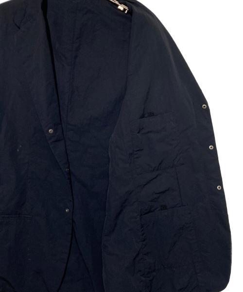 ARMANI COLLEZIONI（アルマーニ コレツィオーニ）ARMANI COLLEZIONI (アルマーニ コレツィオーニ) ナイロンテーラードジャケット ネイビー サイズ:54の古着・服飾アイテム
