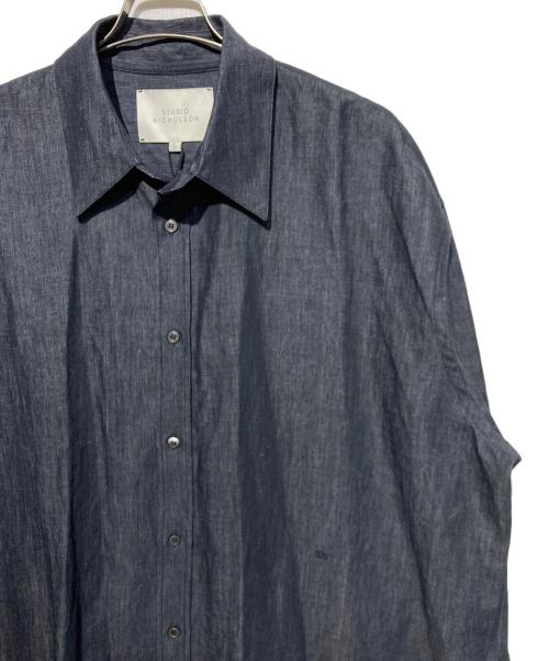 STUDIO NICHOLSON（スタジオ ニコルソン）STUDIO NICHOLSON (スタジオ ニコルソン) OLI SHIRT インディゴ サイズ:L 未使用品の古着・服飾アイテム