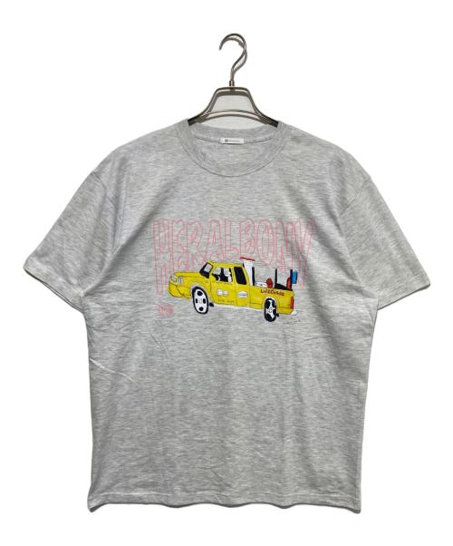 HERALBONY（ヘラルボニー）HERALBONY (ヘラルボニー) RIDE ART T「ライフガードオート ベイウォッチ 1」 グレー サイズ:XLの古着・服飾アイテム