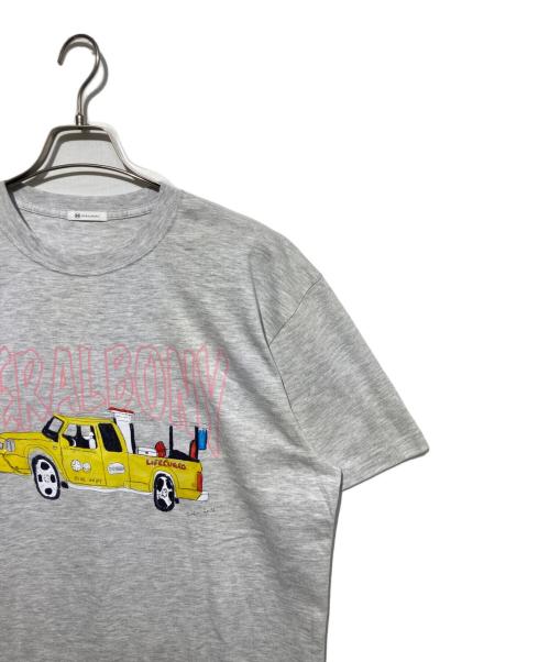 HERALBONY（ヘラルボニー）HERALBONY (ヘラルボニー) RIDE ART T「ライフガードオート ベイウォッチ 1」 グレー サイズ:XLの古着・服飾アイテム