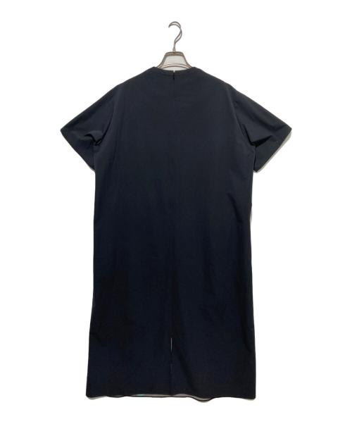 HERALBONY（ヘラルボニー）HERALBONY (ヘラルボニー) フラワーTシャツワンピース「無題」 ブラック サイズ:Fの古着・服飾アイテム