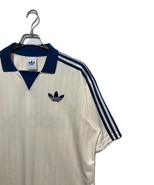 adidas（アディダス）adidas (アディダス) 襟付きゴーリートップ ベージュ サイズ:Lの古着・服飾アイテム