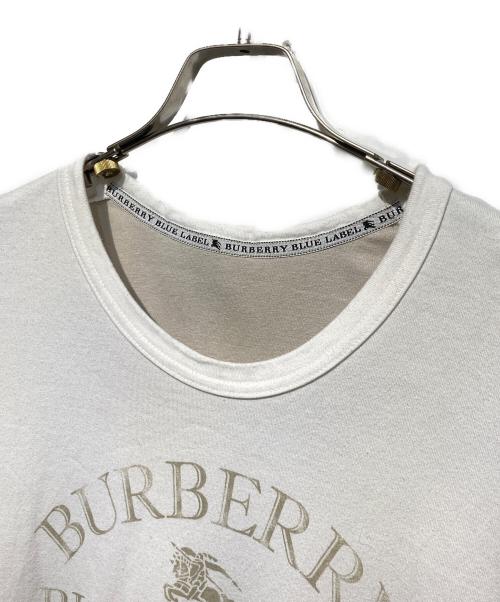 BURBERRY BLUE LABEL（バーバリー ブルー レーベル）BURBERRY BLUE LABEL (バーバリー ブルー レーベル) ロゴプリントTシャツ ホワイト サイズ:Mの古着・服飾アイテム