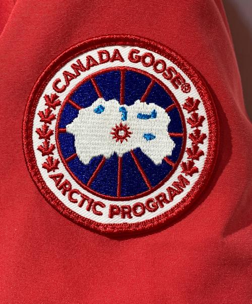 CANADA GOOSE（カナダグース）CANADA GOOSE (カナダグース) RUSSELL PARKA レッド サイズ:Sの古着・服飾アイテム