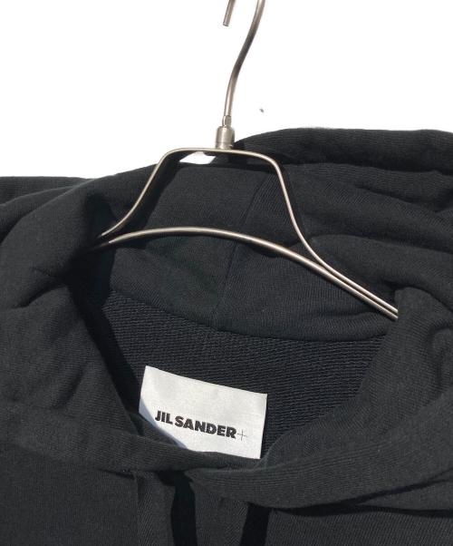 JIL SANDER+（ジルサンダープラス）JIL SANDER+ (ジルサンダープラス) ロゴプリントパーカー ブラック サイズ:Lの古着・服飾アイテム
