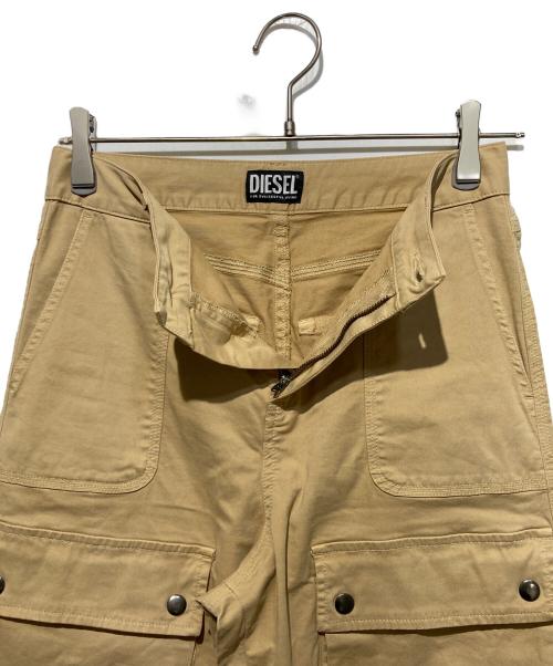 DIESEL（ディーゼル）DIESEL (ディーゼル) P-MIRTA-NOVO マルチポケットパンツ ベージュ サイズ:36の古着・服飾アイテム