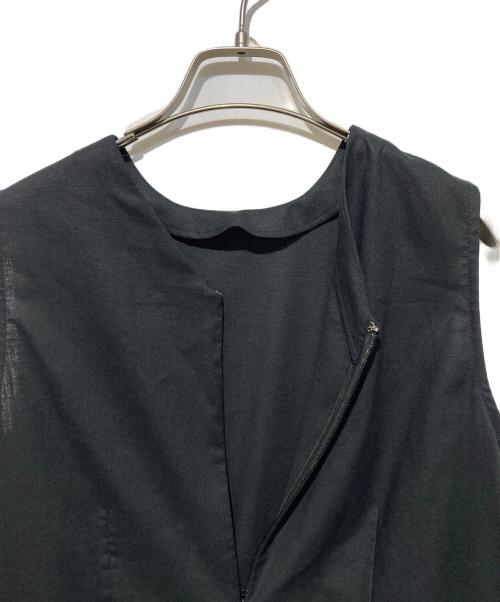 12closet（トゥエルブクローゼット）12closet (トゥエルブクローゼット) シャンブレーフレンチスリーブワンピース ブラック サイズ:レギュラー丈の古着・服飾アイテム