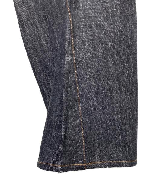 NVRFRGT（ネヴァーフォーゲット）NVRFRGT (ネヴァーフォーゲット) 3D TWISTED WIDE LEG JEANS インディゴ サイズ:1 未使用品の古着・服飾アイテム