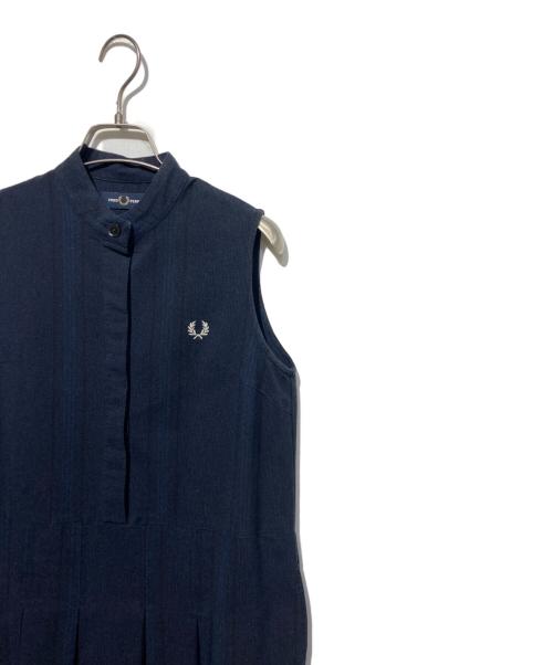 FRED PERRY（フレッドペリー）FRED PERRY (フレッドペリー) ノースリーブワンピース ネイビー サイズ:UK8の古着・服飾アイテム