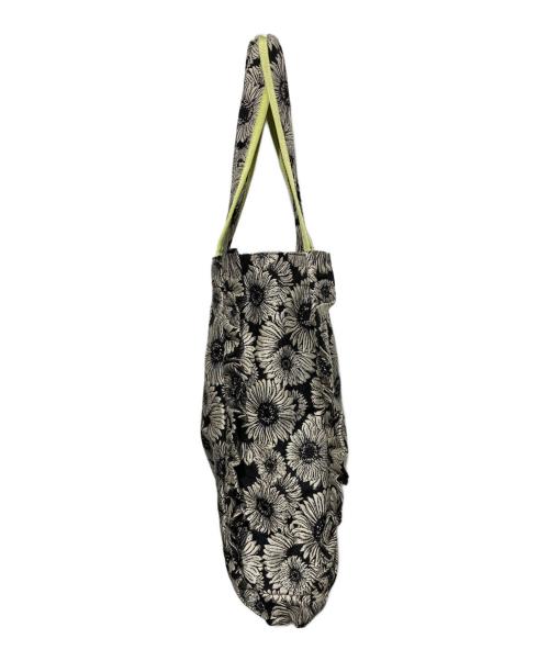 TOCCA（トッカ）TOCCA (トッカ) PRECIOUS WAVES BAG WITH PO ブラック×ベージュの古着・服飾アイテム