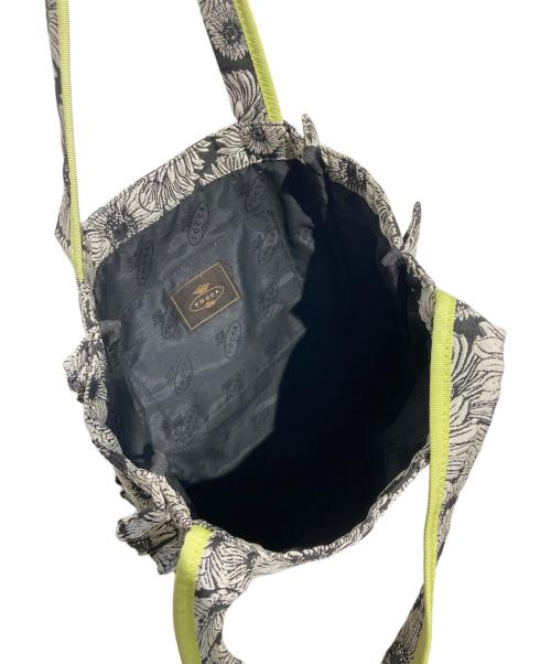 TOCCA（トッカ）TOCCA (トッカ) PRECIOUS WAVES BAG WITH PO ブラック×ベージュの古着・服飾アイテム