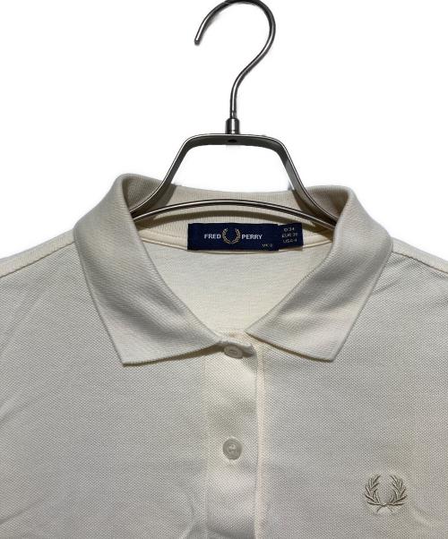 FRED PERRY（フレッドペリー）FRED PERRY (フレッドペリー) ポロシャツ ベージュ サイズ:UK8の古着・服飾アイテム
